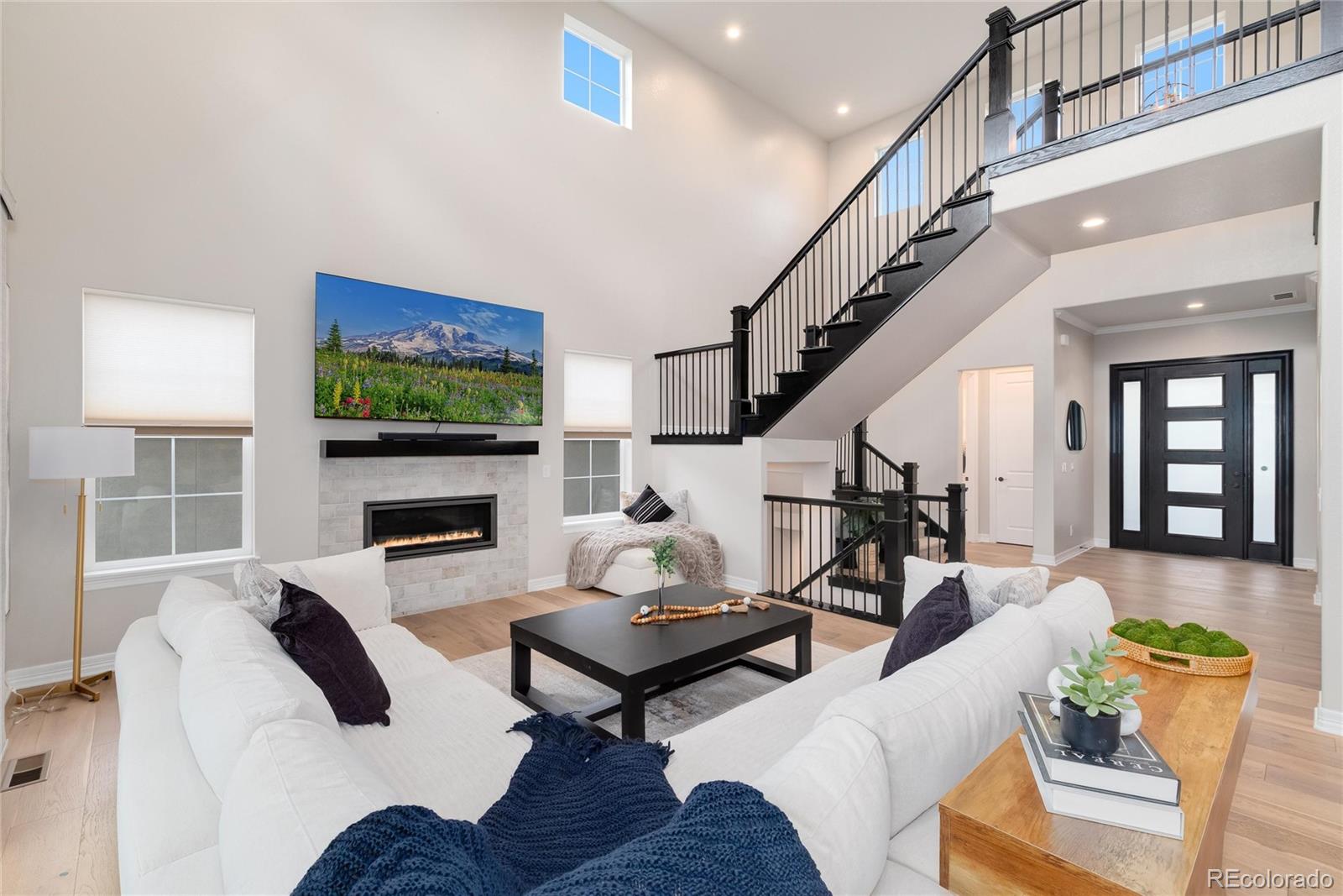 MLS Image #12 for 27500 e lakeview drive,aurora, Colorado