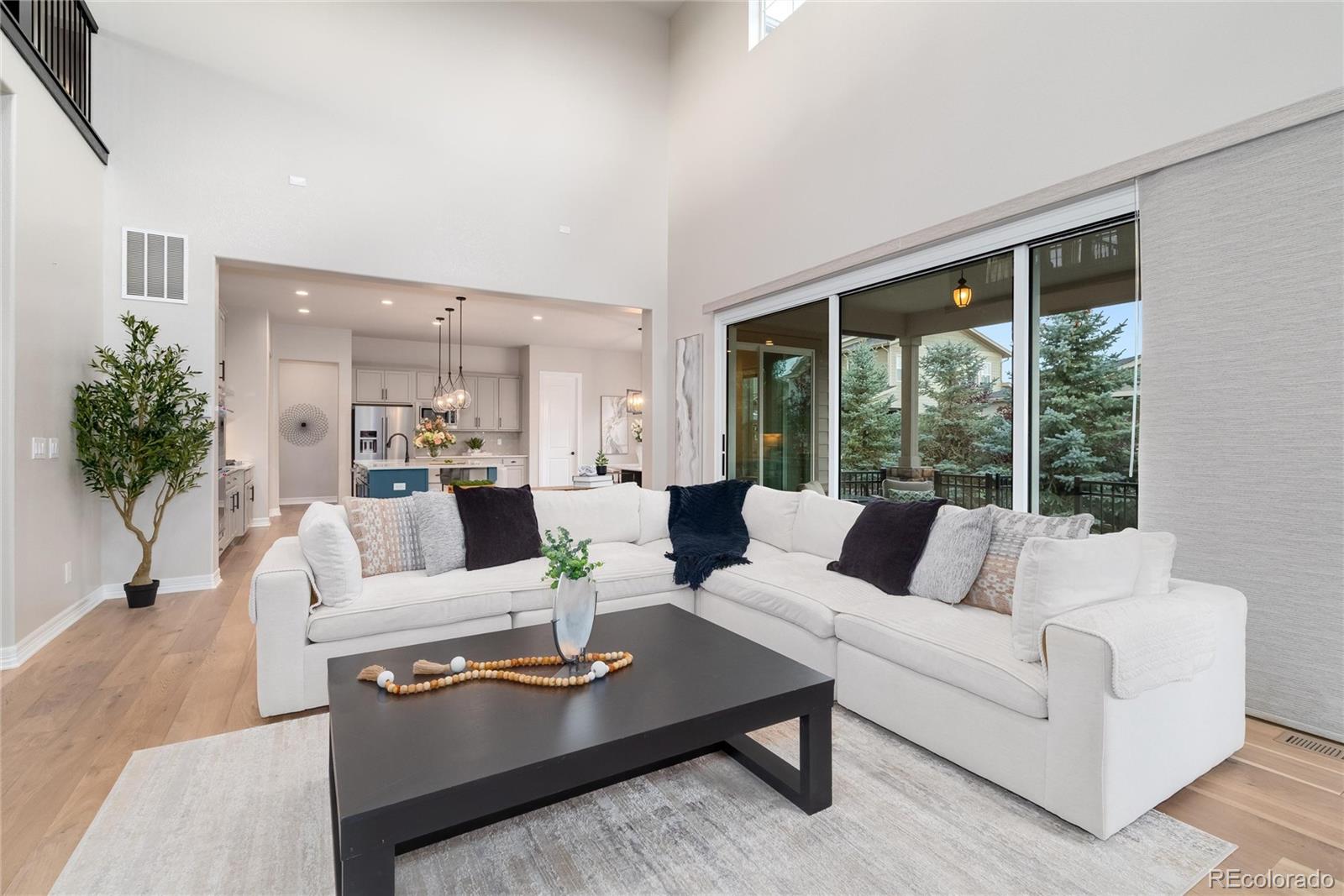 MLS Image #14 for 27500 e lakeview drive,aurora, Colorado