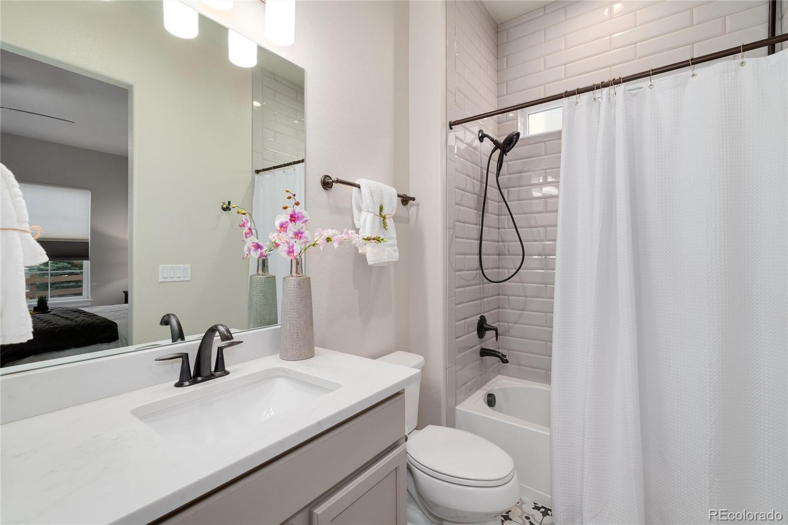 MLS Image #22 for 27500 e lakeview drive,aurora, Colorado