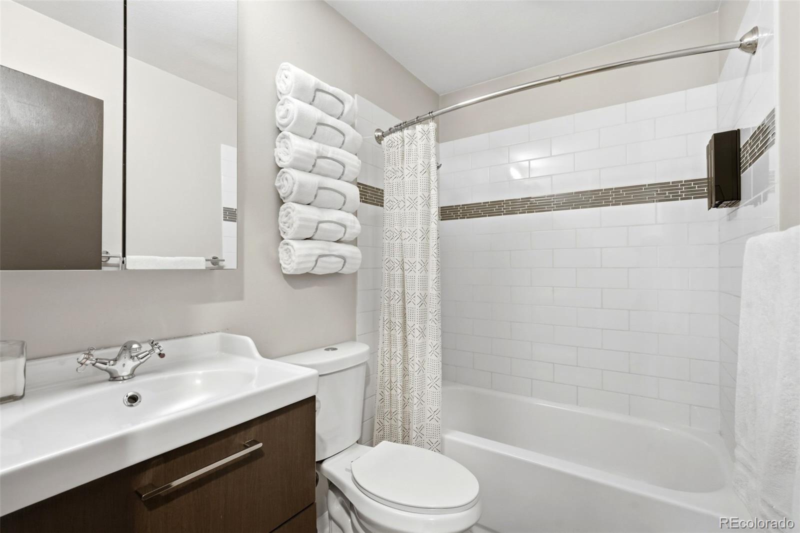 MLS Image #17 for 12220 w 60th avenue,arvada, Colorado