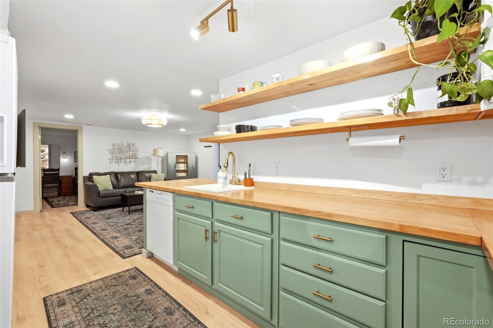 MLS Image #27 for 12220 w 60th avenue,arvada, Colorado
