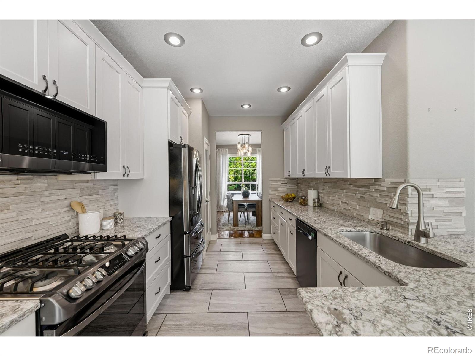 MLS Image #11 for 1604  naples lane,longmont, Colorado