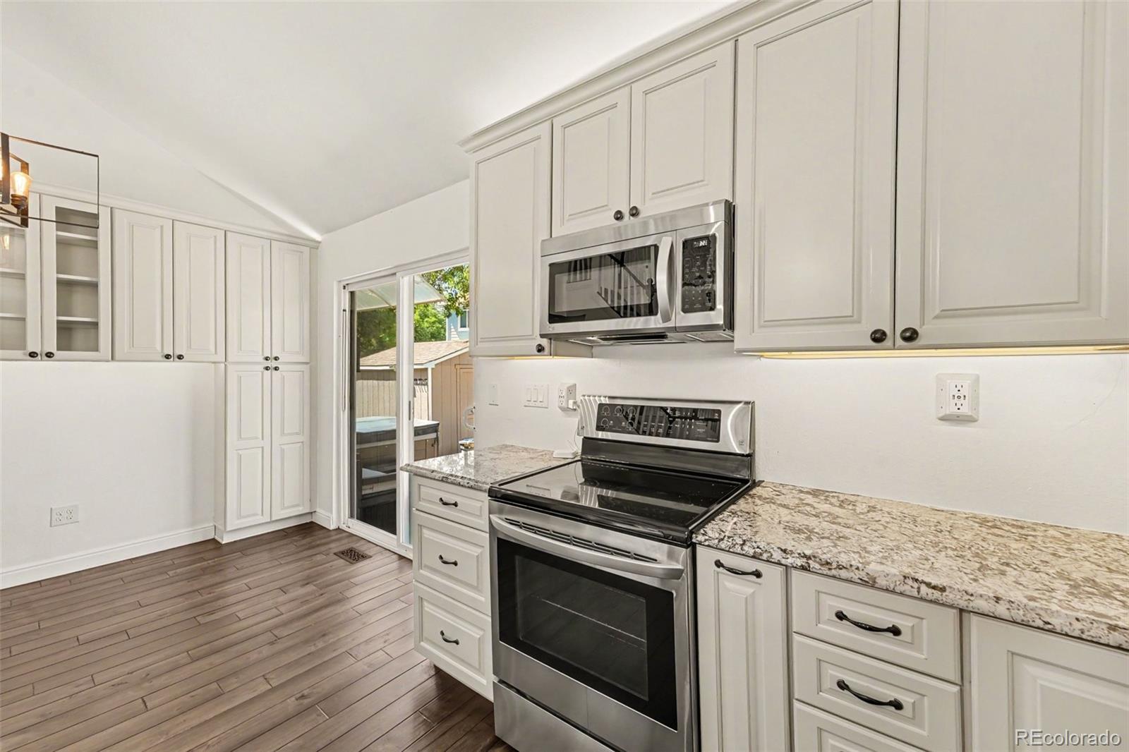 MLS Image #11 for 6589 w oregon avenue,lakewood, Colorado