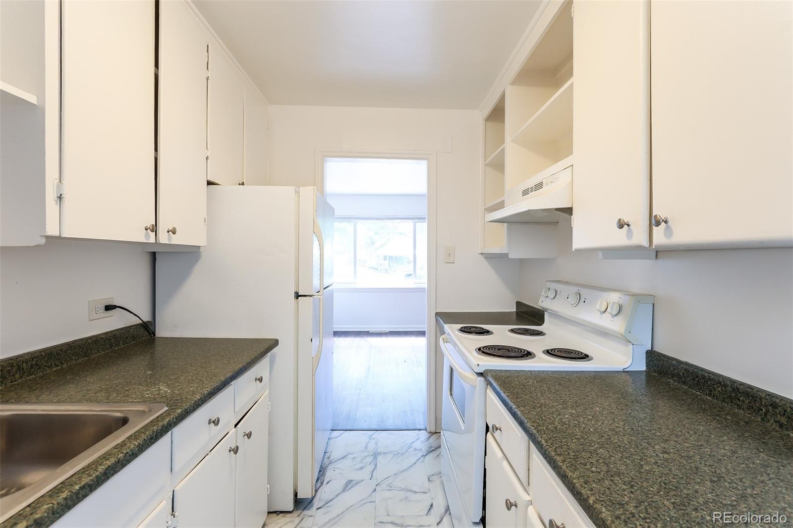 MLS Image #9 for 1616  newark street,aurora, Colorado