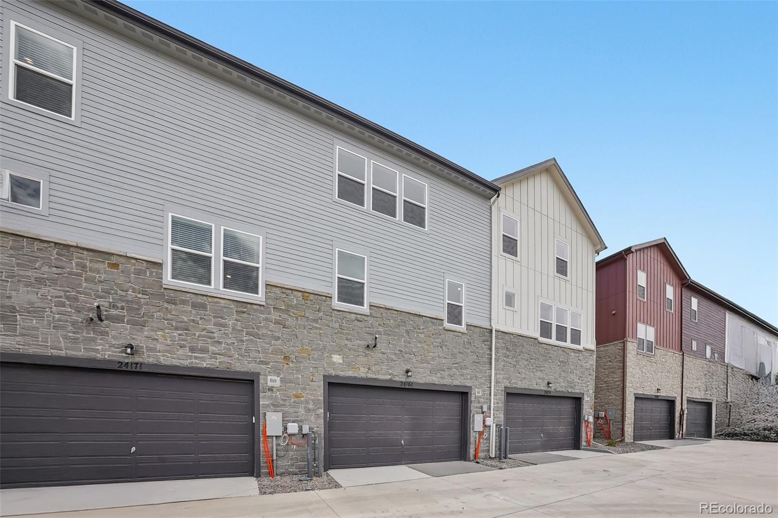 MLS Image #33 for 24161 e 54th place ,aurora, Colorado