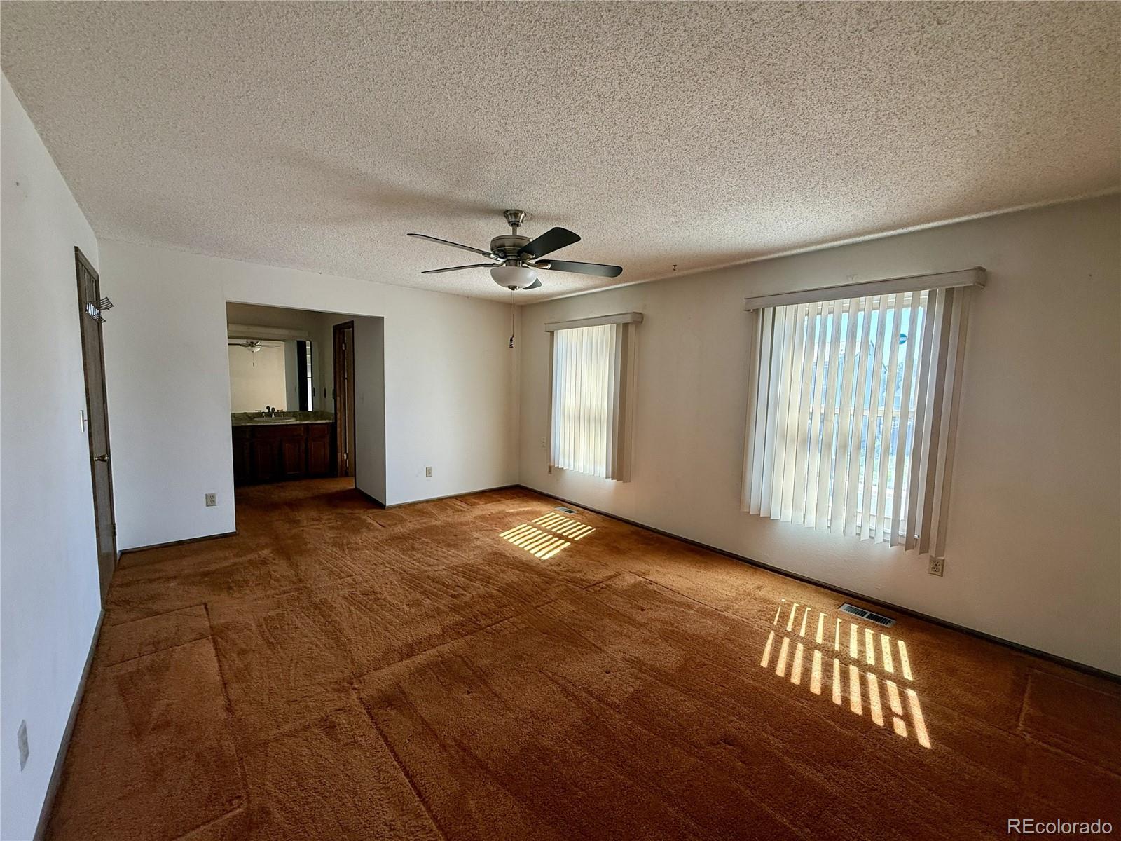MLS Image #10 for 4705  fraser way,denver, Colorado
