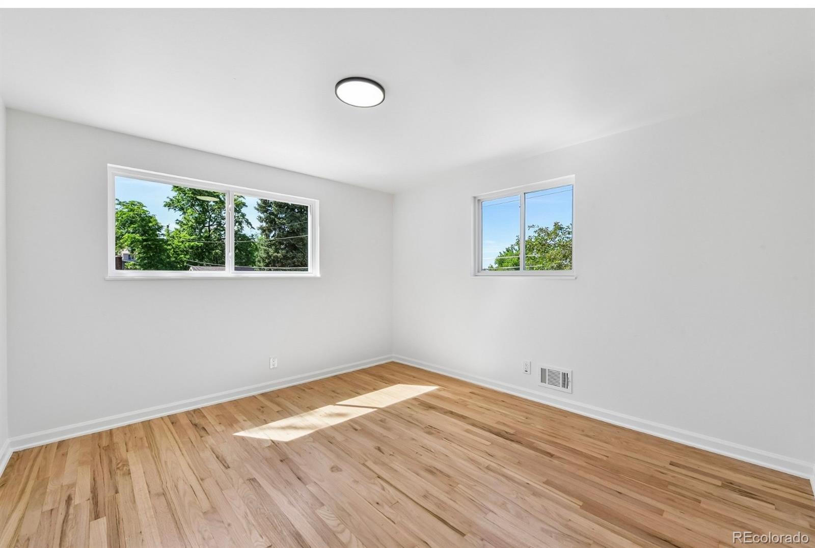 MLS Image #12 for 9944  bruce lane,denver, Colorado