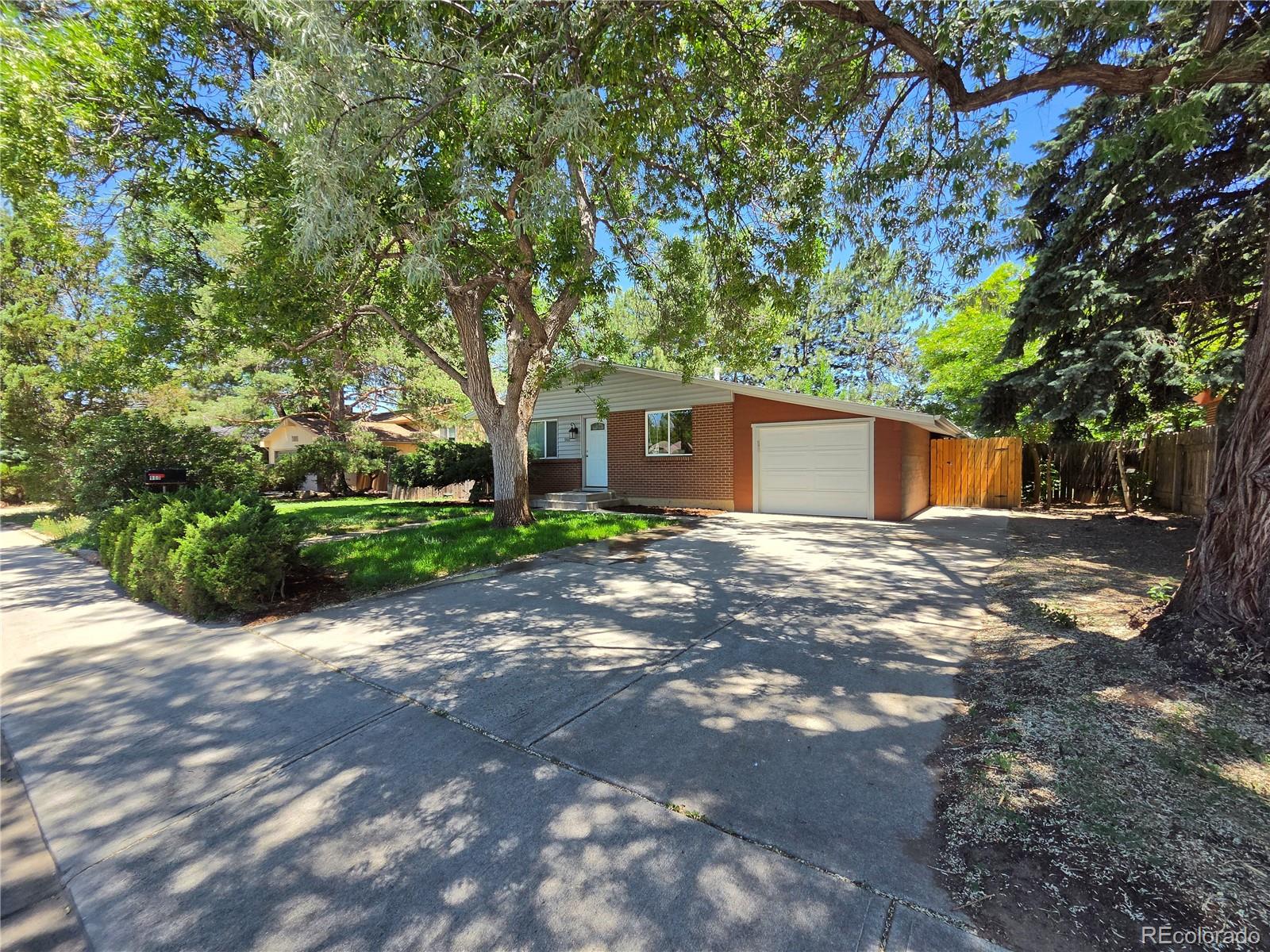 MLS Image #0 for 900 s pratt parkway,longmont, Colorado