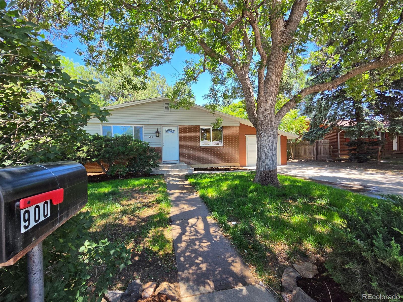 MLS Image #1 for 900 s pratt parkway,longmont, Colorado