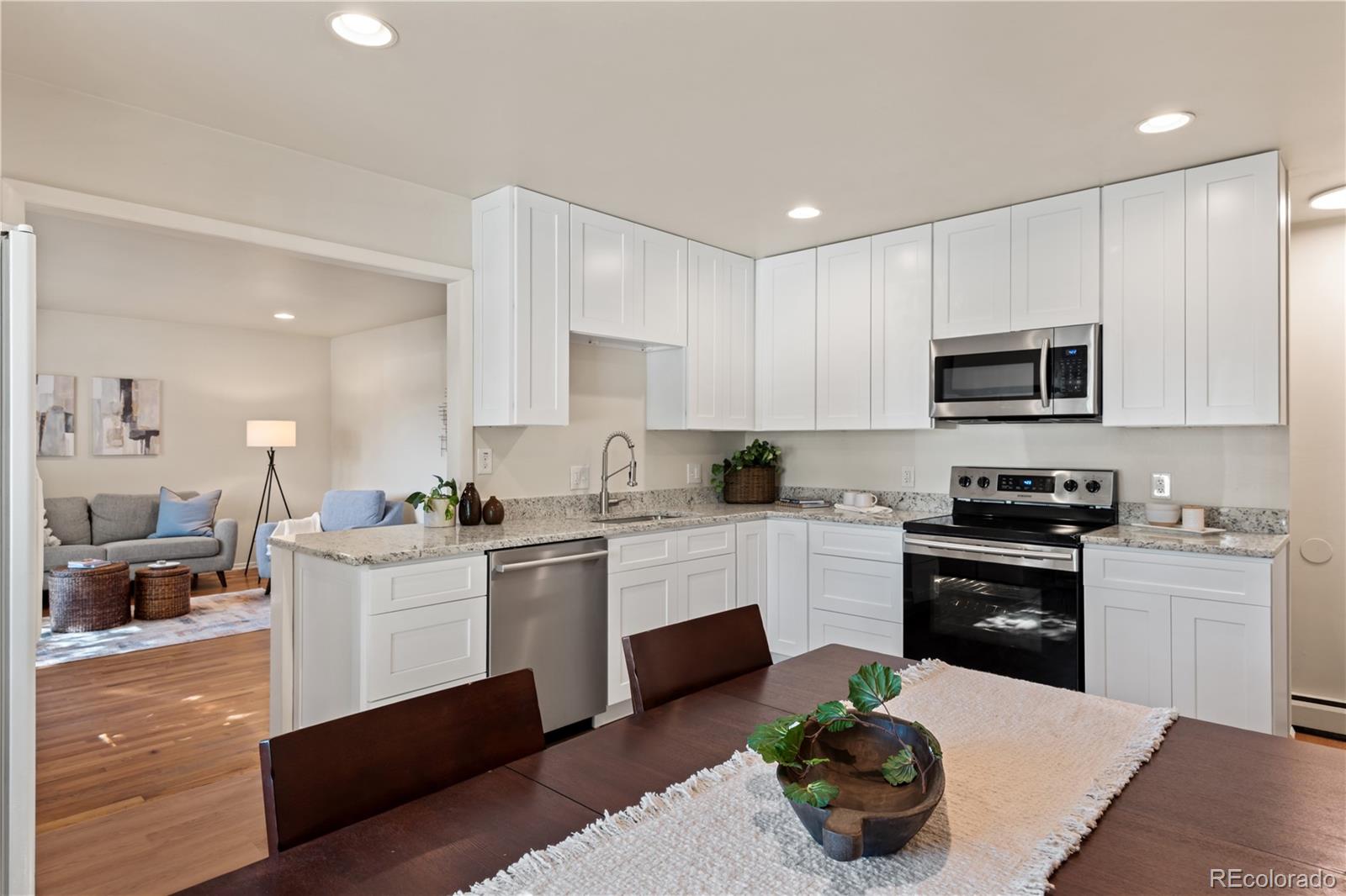 MLS Image #11 for 900 s pratt parkway,longmont, Colorado