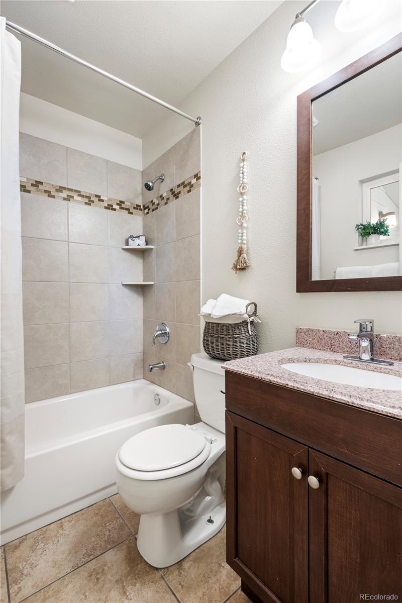 MLS Image #17 for 900 s pratt parkway,longmont, Colorado