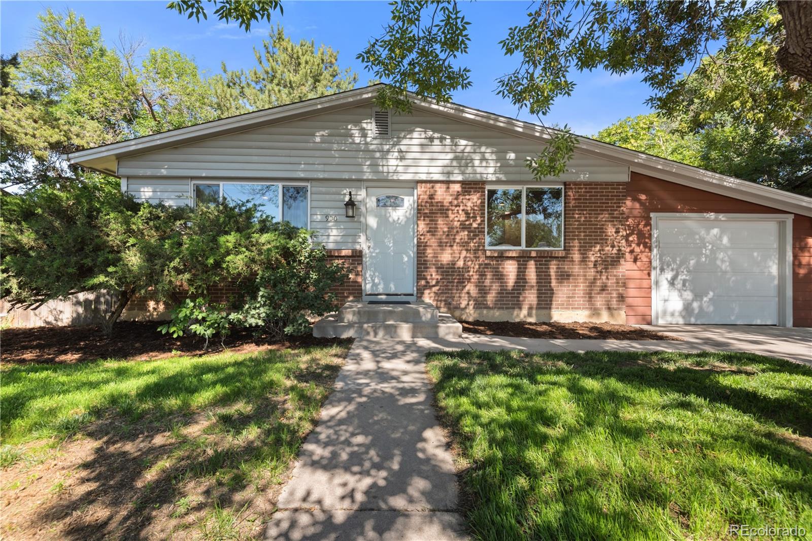 MLS Image #3 for 900 s pratt parkway,longmont, Colorado