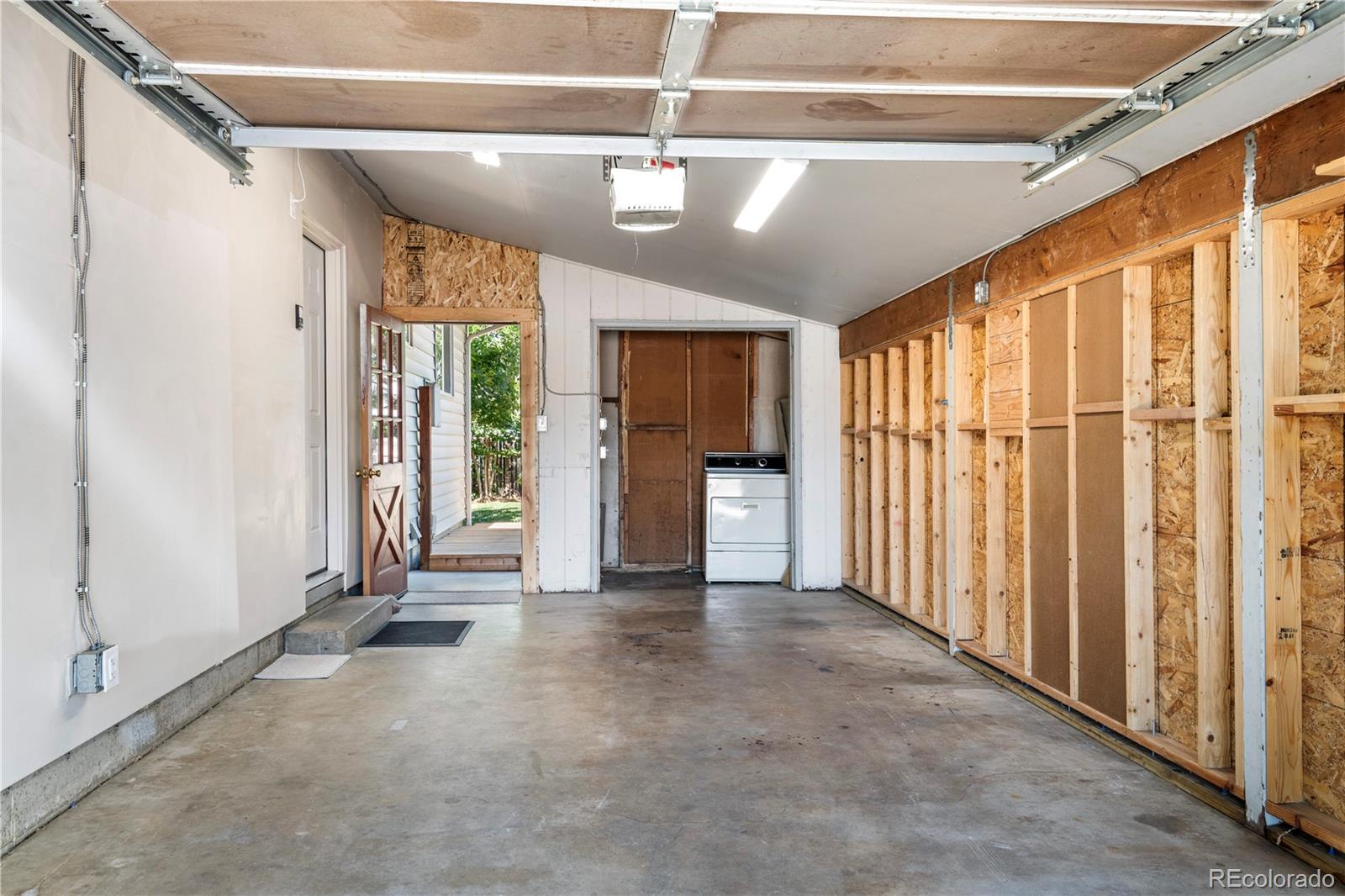 MLS Image #5 for 900 s pratt parkway,longmont, Colorado