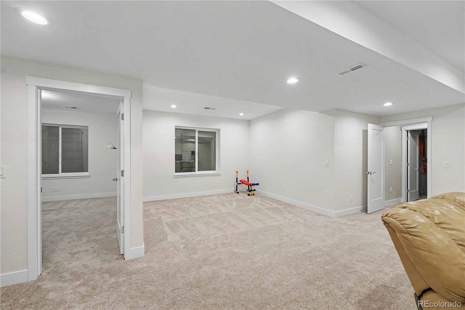 MLS Image #39 for 9650 e 63rd place,denver, Colorado