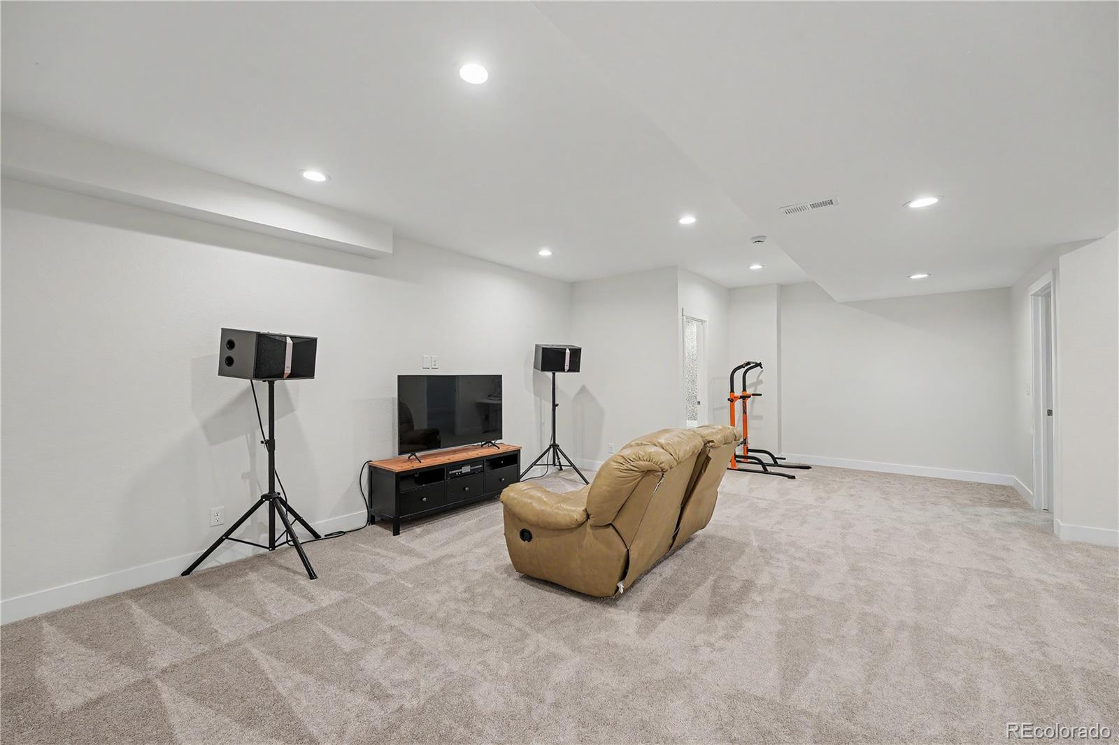 MLS Image #40 for 9650 e 63rd place,denver, Colorado