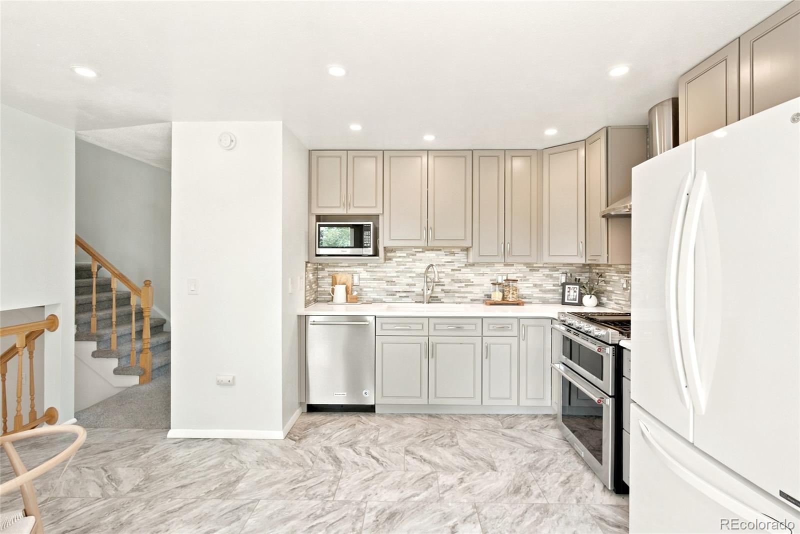 MLS Image #6 for 4450 s braun court,morrison, Colorado