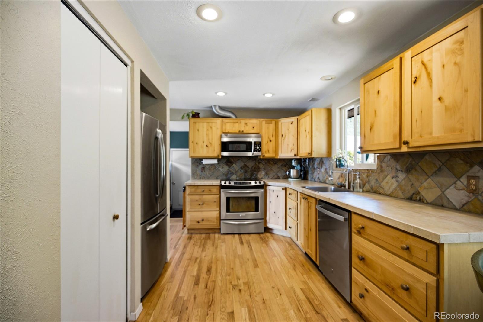MLS Image #14 for 31280  florence road,conifer, Colorado