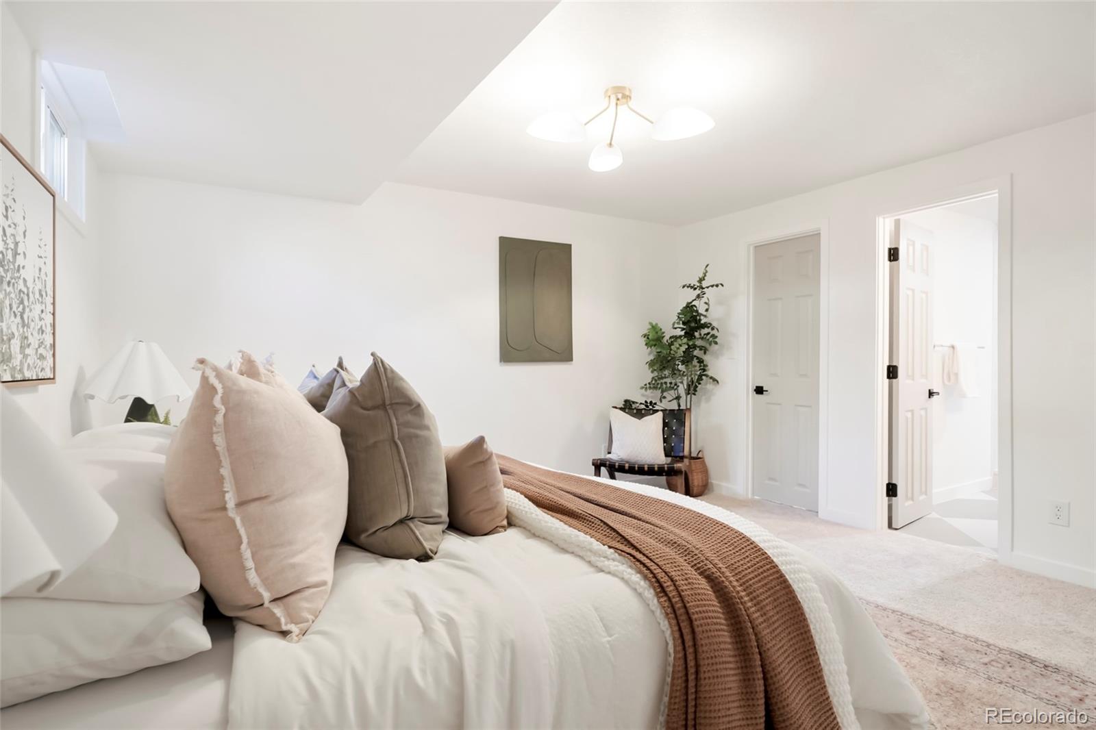 MLS Image #15 for 5390  julian street,denver, Colorado