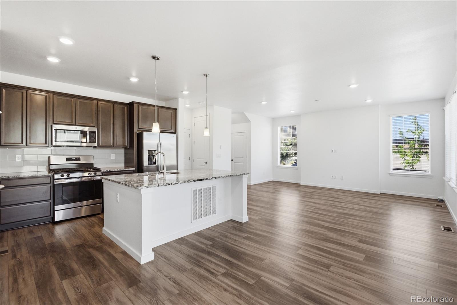 MLS Image #9 for 17540 e 95th place,commerce city, Colorado