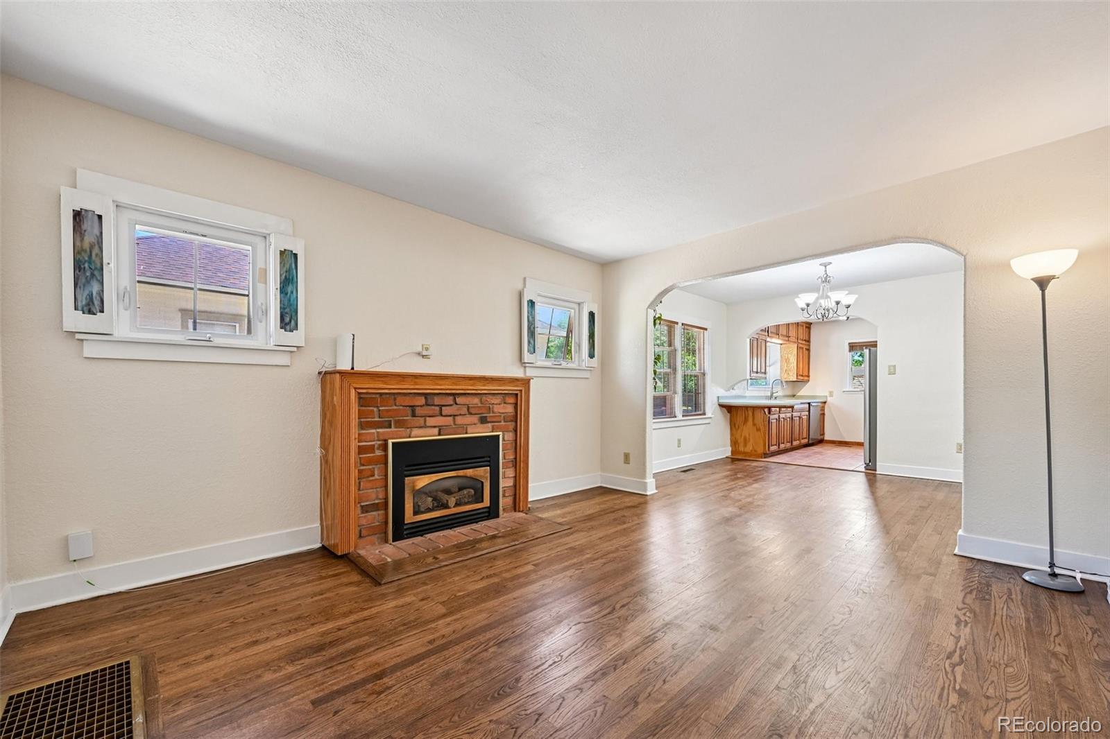 MLS Image #11 for 415 e espanola street,colorado springs, Colorado