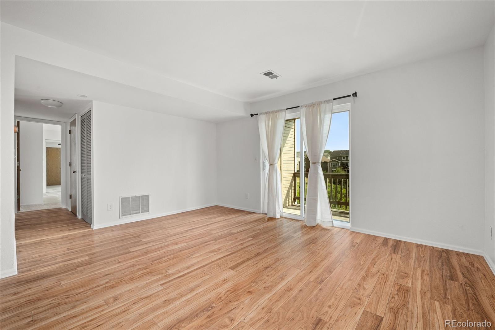 MLS Image #15 for 1141 s gilbert street 204,castle rock, Colorado