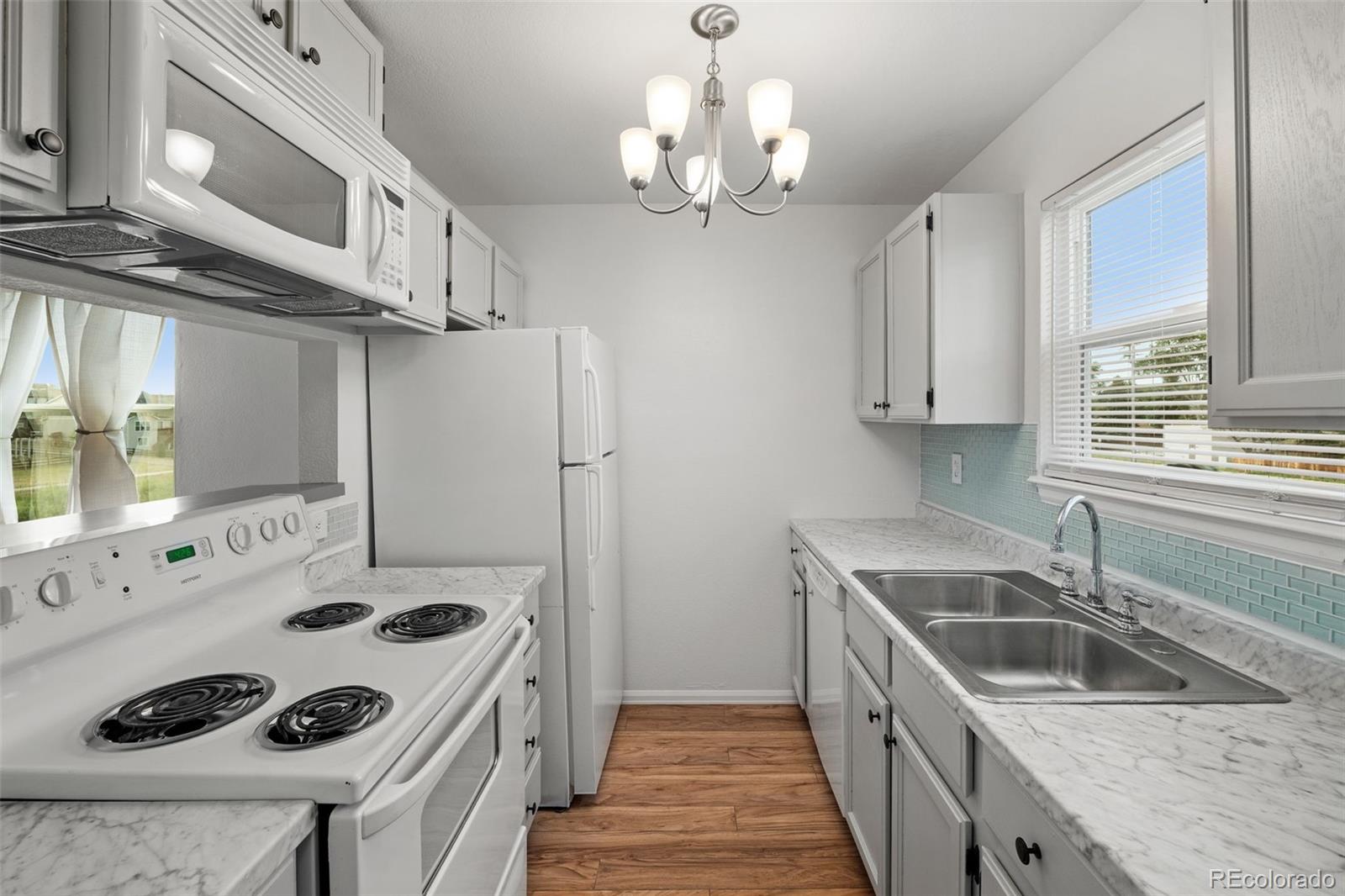 MLS Image #6 for 1141 s gilbert street 204,castle rock, Colorado