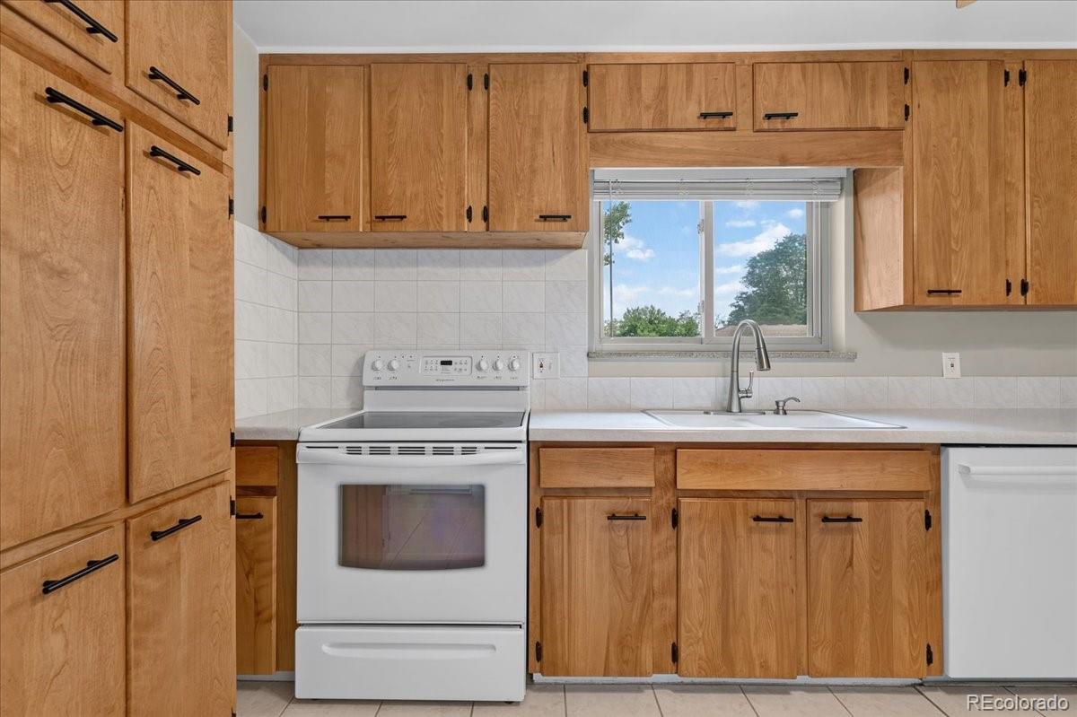 MLS Image #10 for 1241 s marshall street,lakewood, Colorado