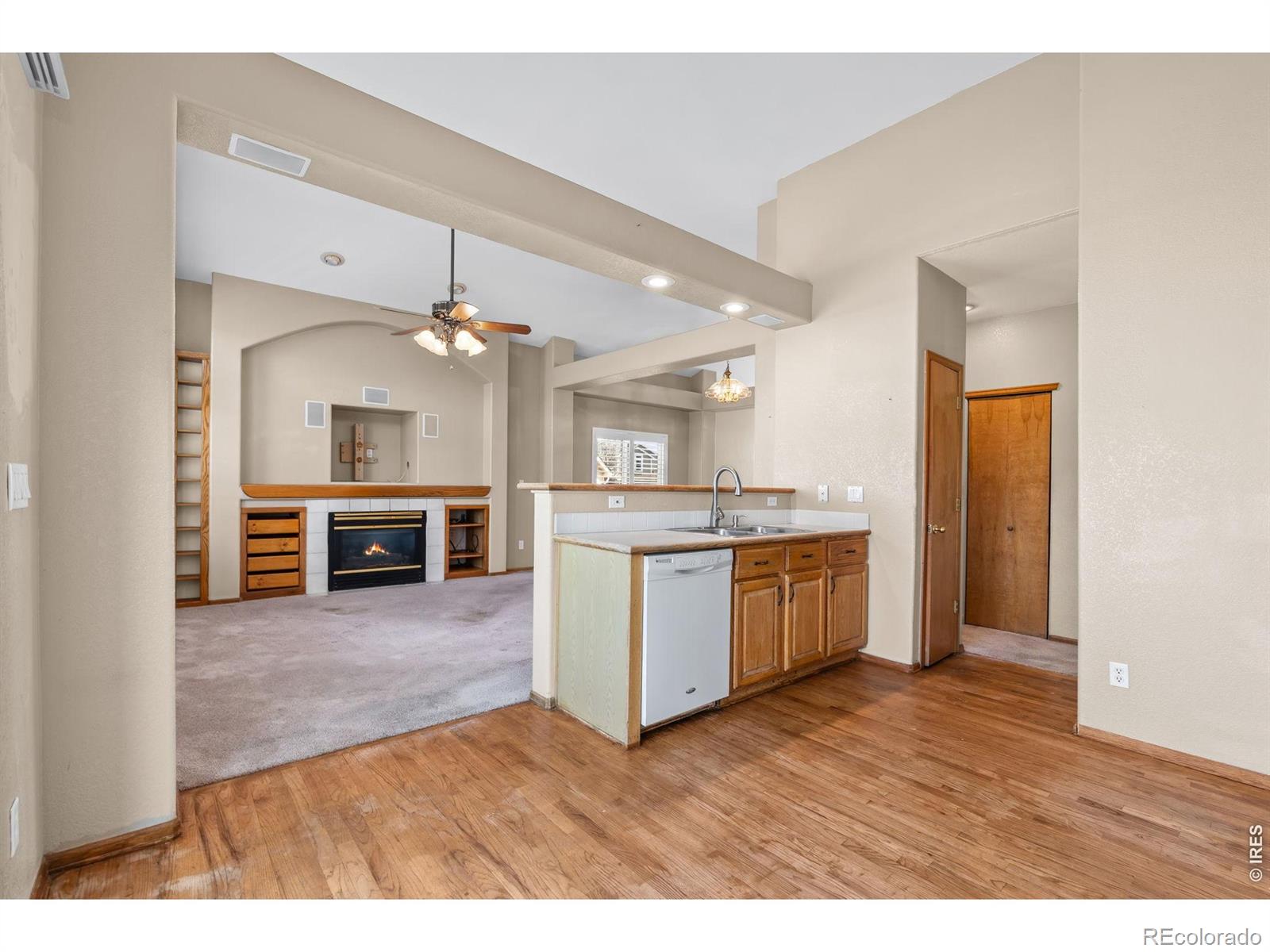 MLS Image #8 for 15731 w 64th place,arvada, Colorado