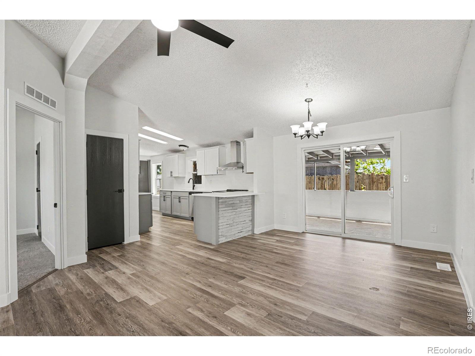 MLS Image #5 for 1108  glen dale court,dacono, Colorado