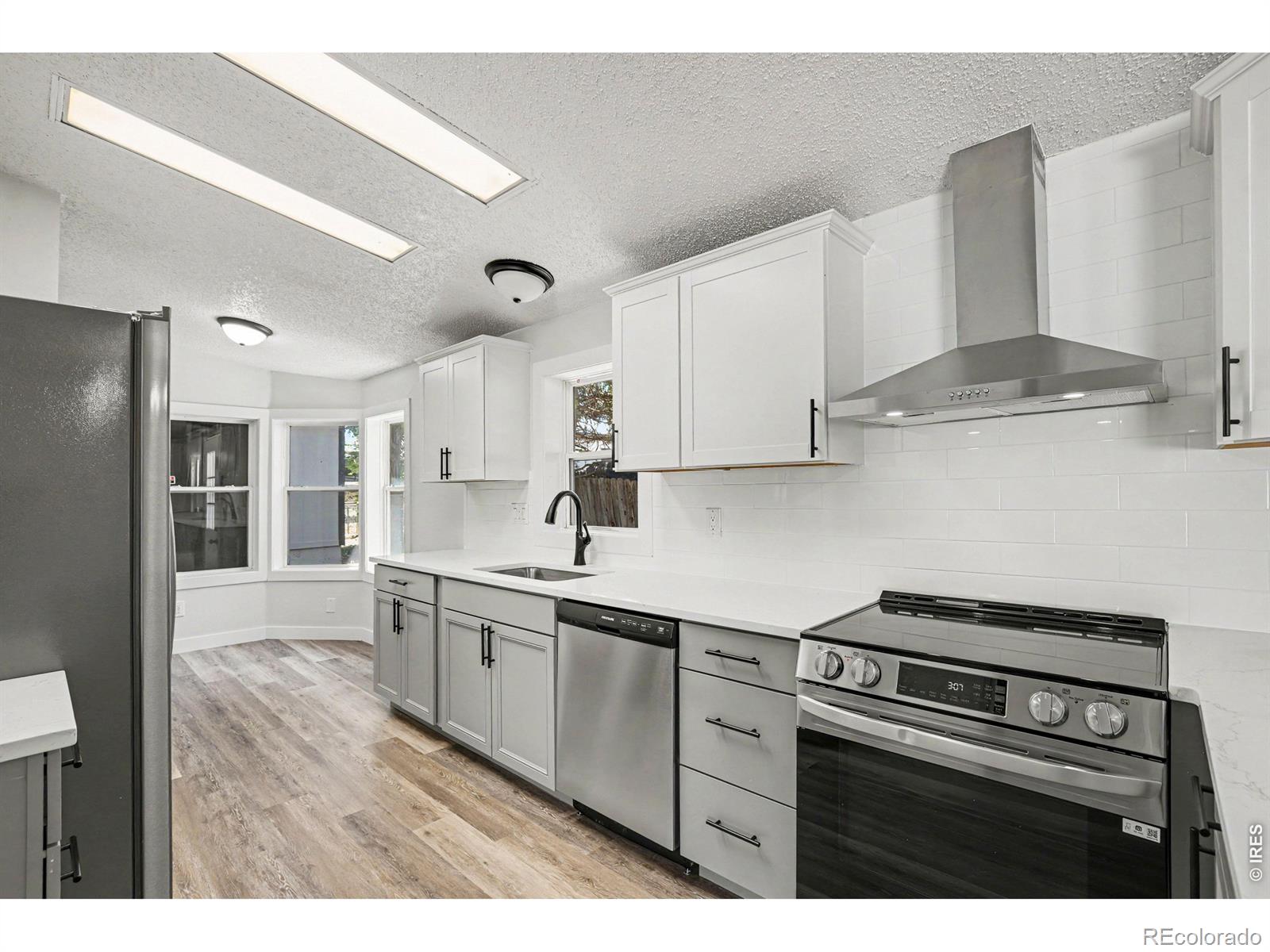 MLS Image #8 for 1108  glen dale court,dacono, Colorado