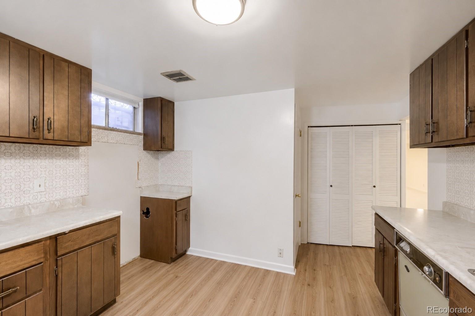 MLS Image #38 for 7678  elmwood lane,denver, Colorado