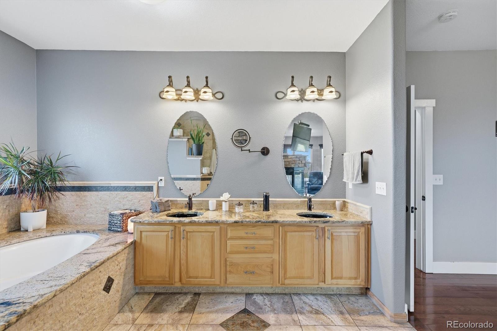 MLS Image #30 for 16510  timber cove street,hudson, Colorado