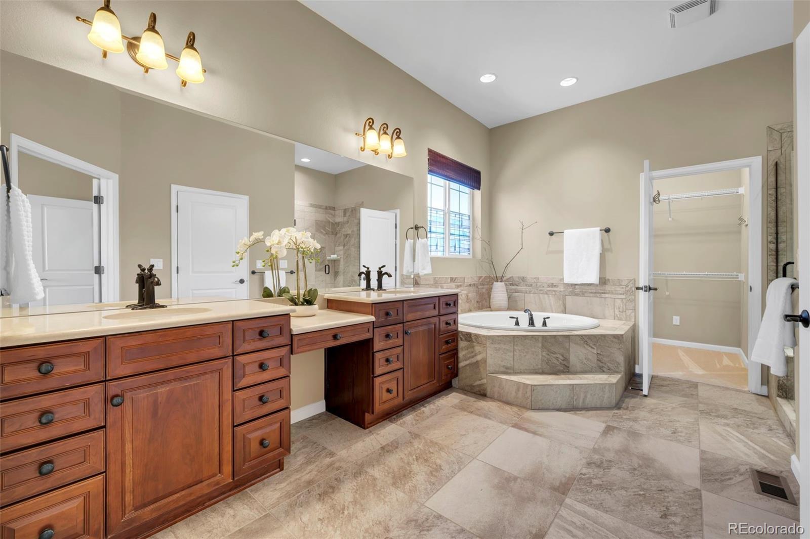 MLS Image #23 for 16005  quandary loop,broomfield, Colorado