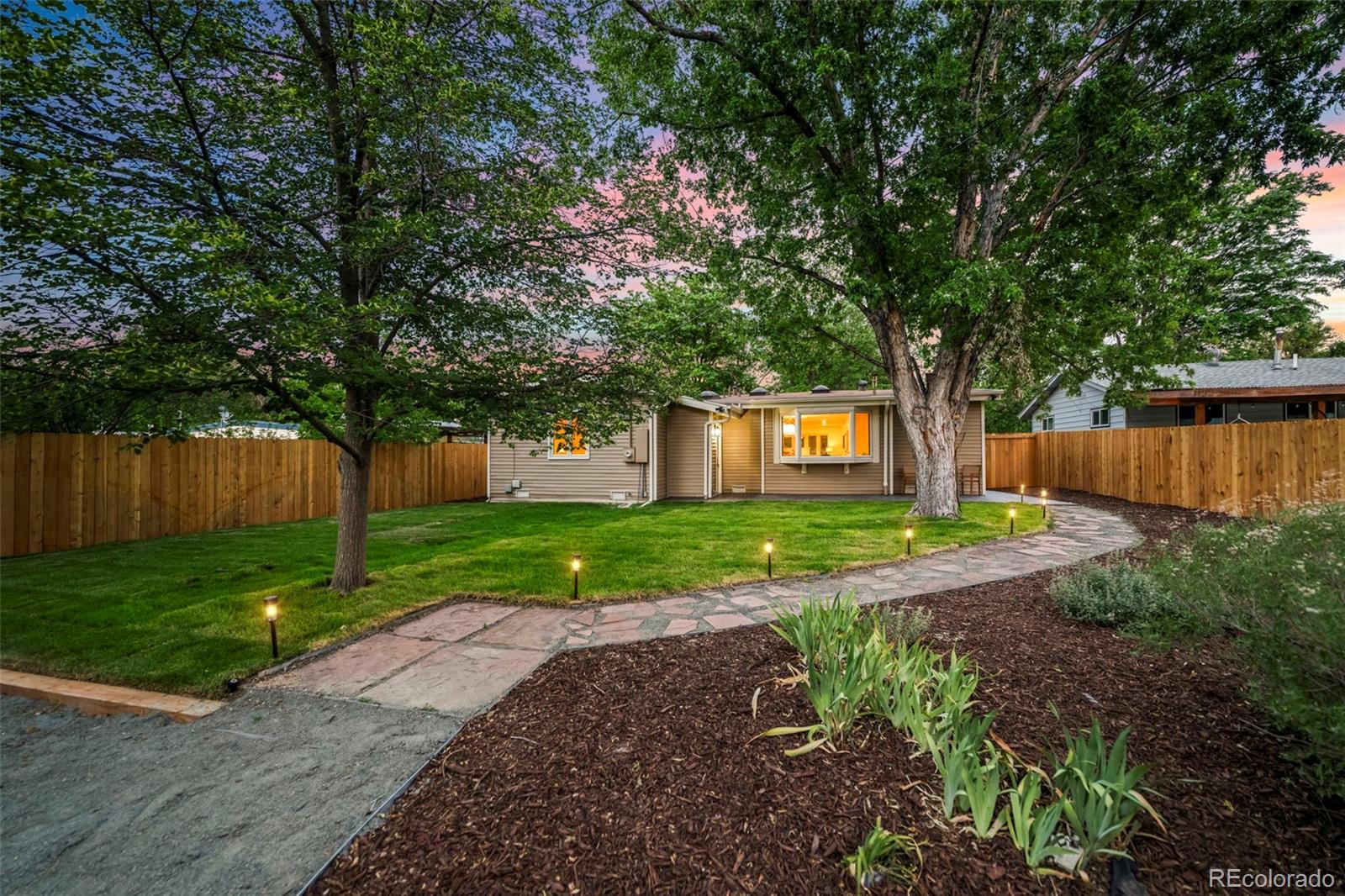 MLS Image #46 for 1435 s jersey way,denver, Colorado