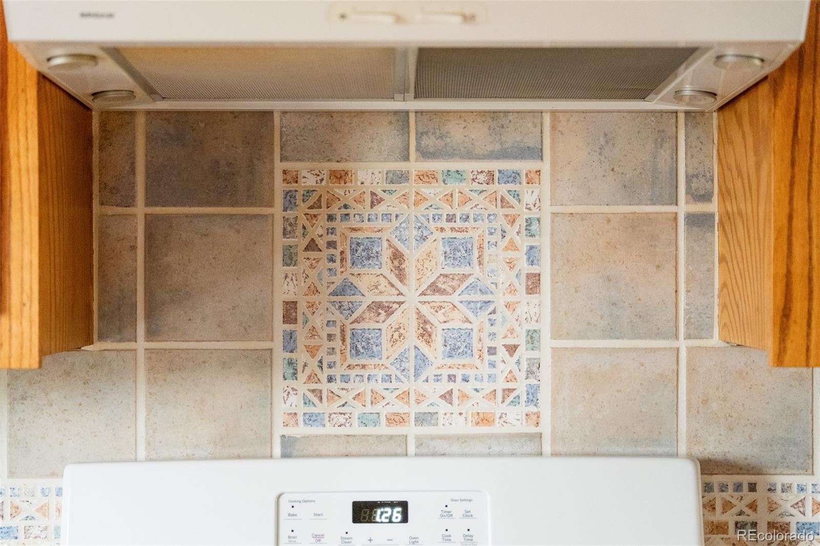 MLS Image #14 for 815  vivian street,lakewood, Colorado