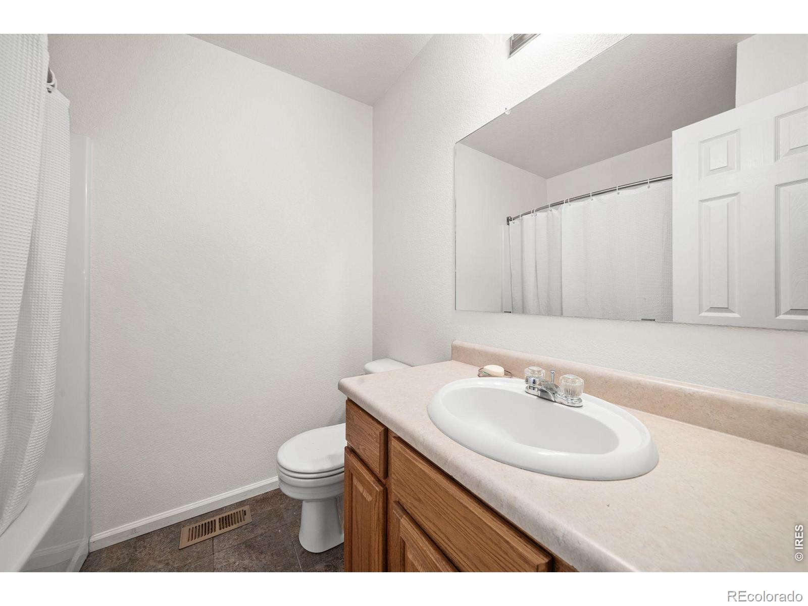 MLS Image #18 for 1740  69th avenue,greeley, Colorado