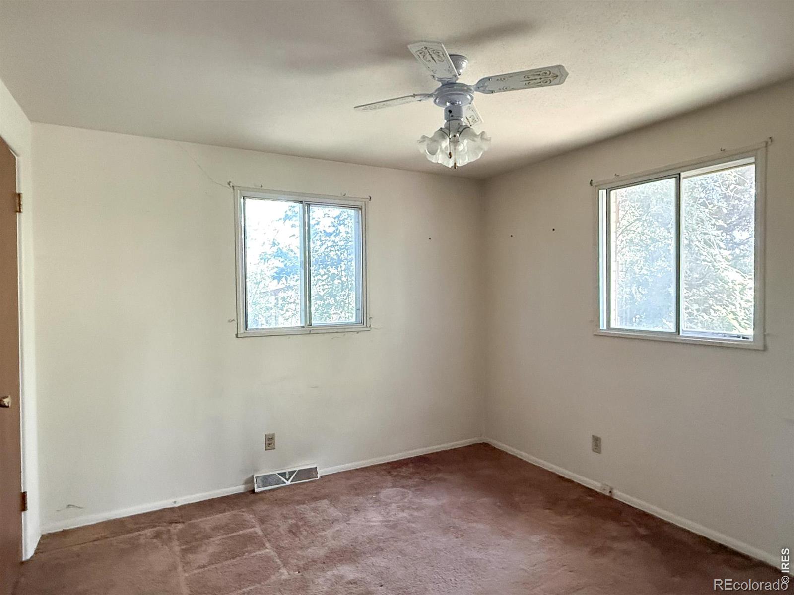 MLS Image #10 for 975 e 9th avenue,broomfield, Colorado