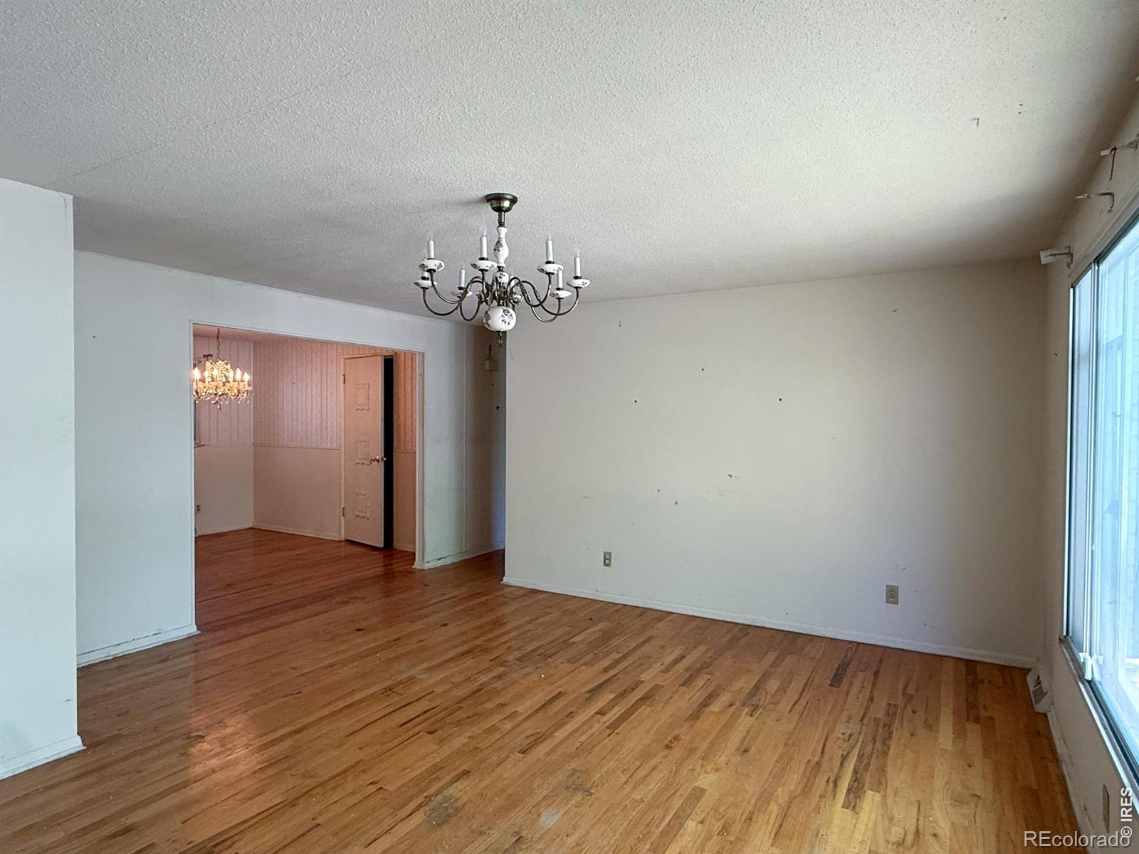 MLS Image #2 for 975 e 9th avenue,broomfield, Colorado