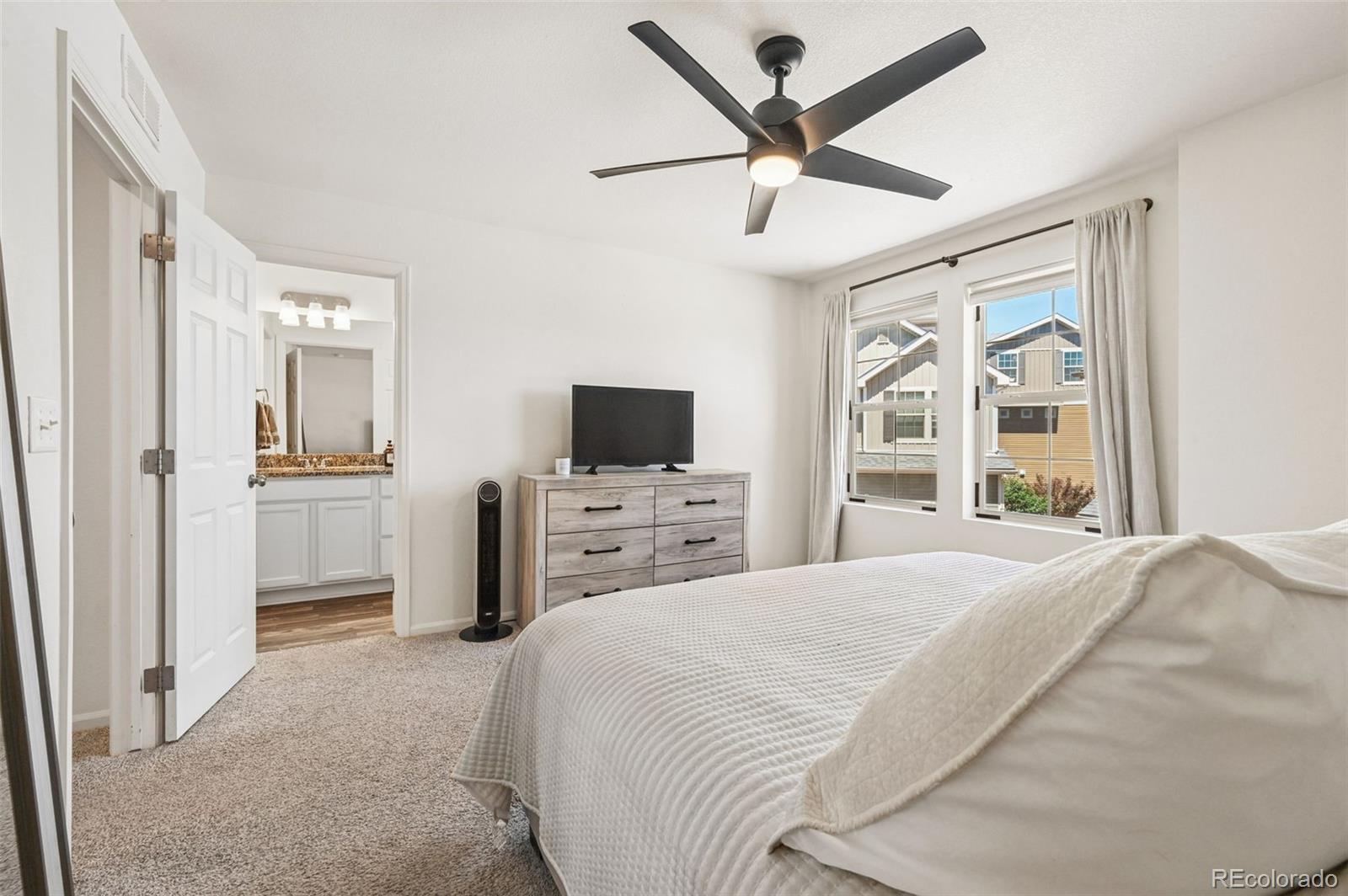 MLS Image #13 for 10121  zeno street,commerce city, Colorado