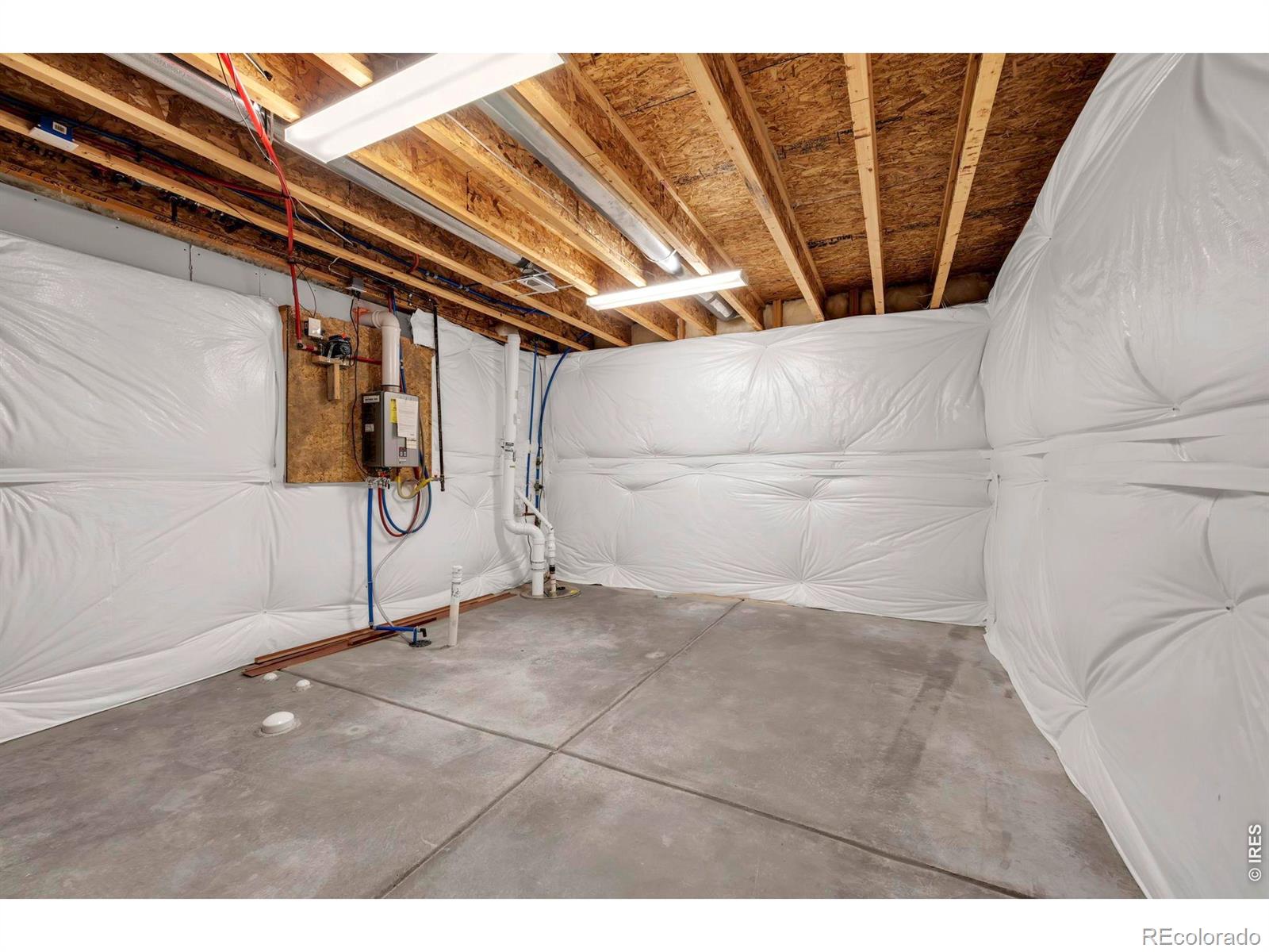 MLS Image #41 for 16005  quandary loop,broomfield, Colorado
