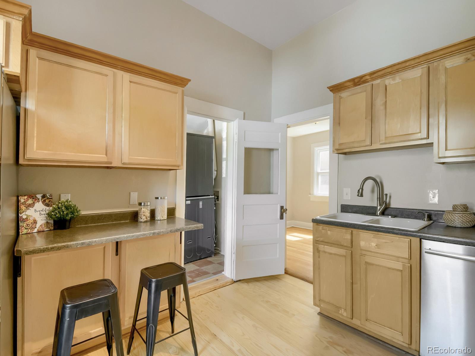 MLS Image #13 for 2127 w 33rd avenue,denver, Colorado