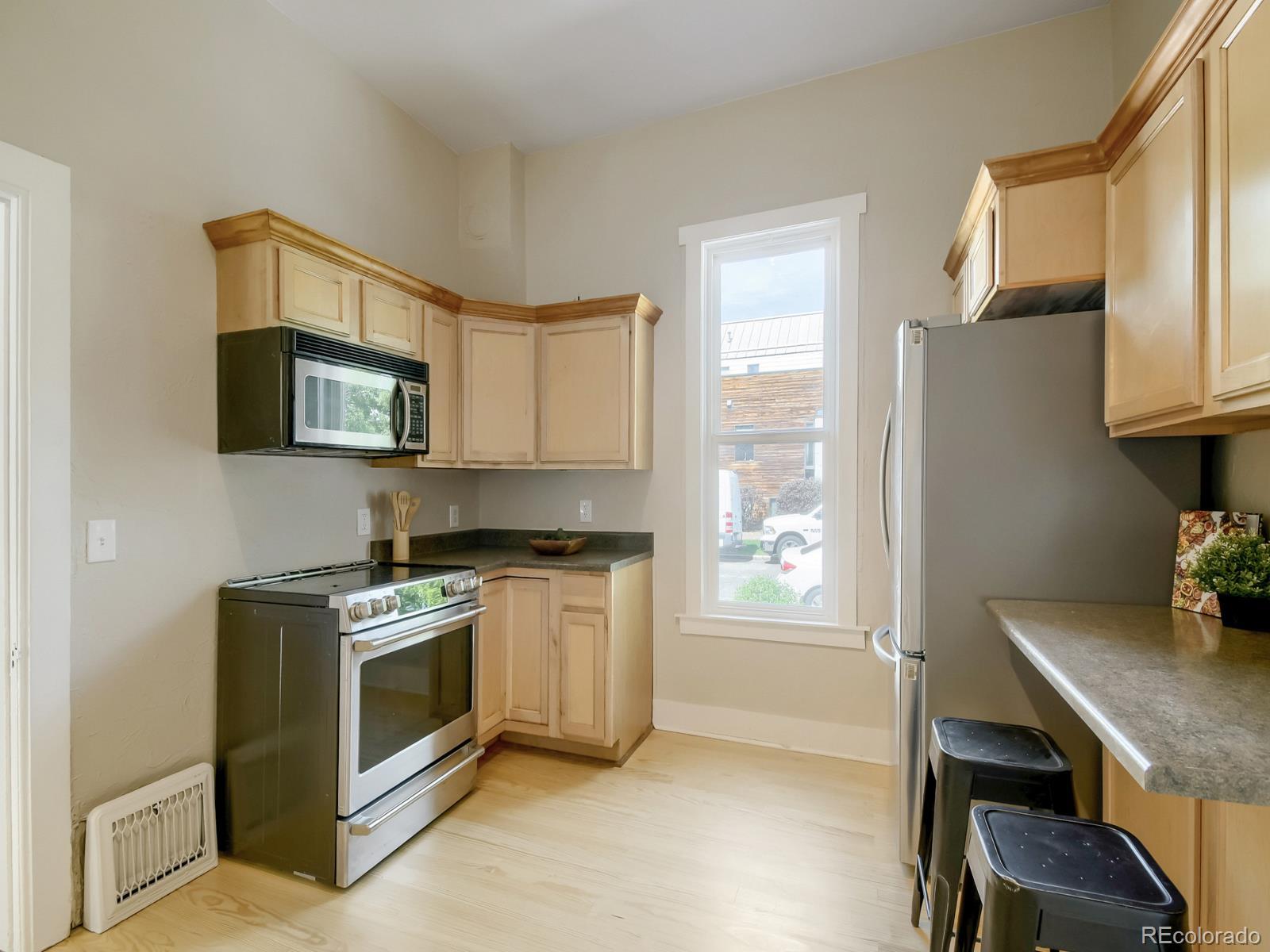 MLS Image #15 for 2127 w 33rd avenue,denver, Colorado
