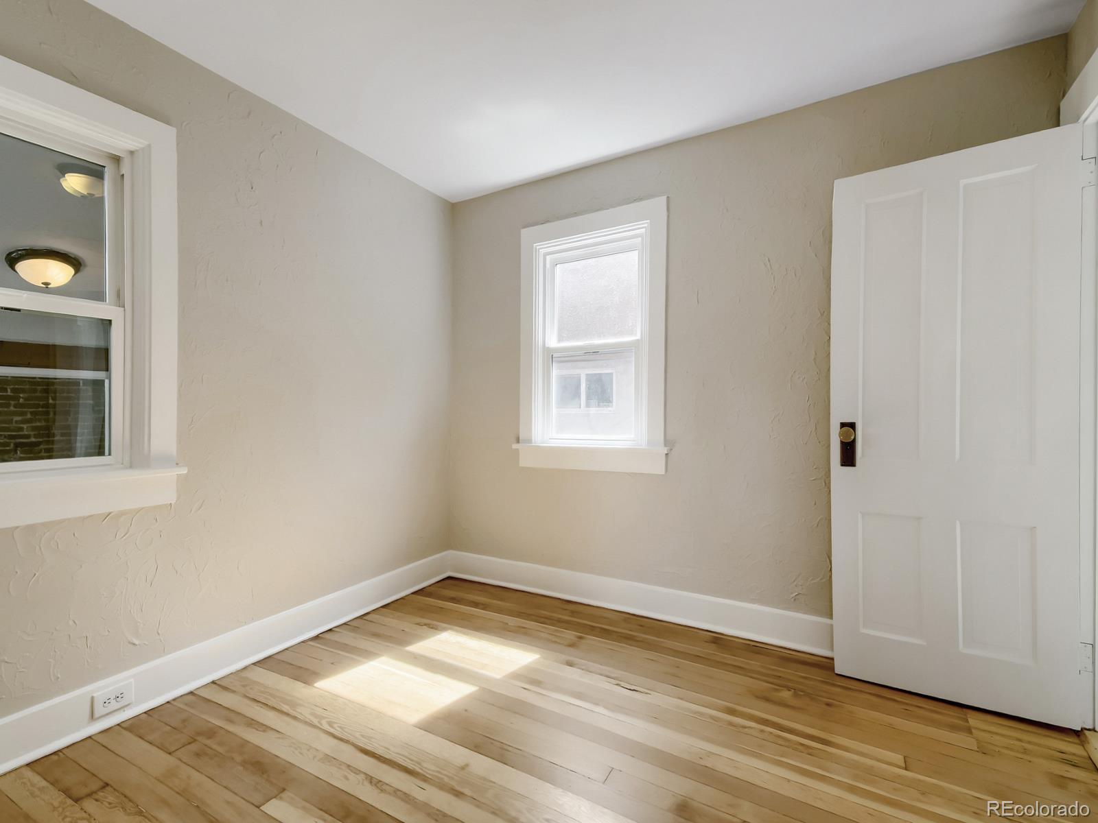 MLS Image #23 for 2127 w 33rd avenue,denver, Colorado