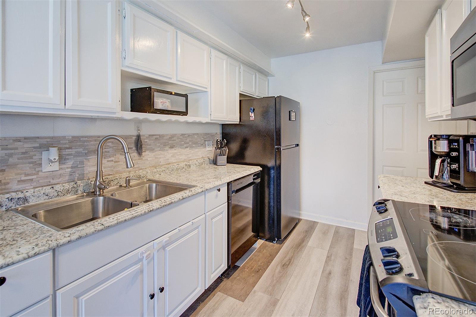 MLS Image #12 for 9906  orangewood drive,thornton, Colorado