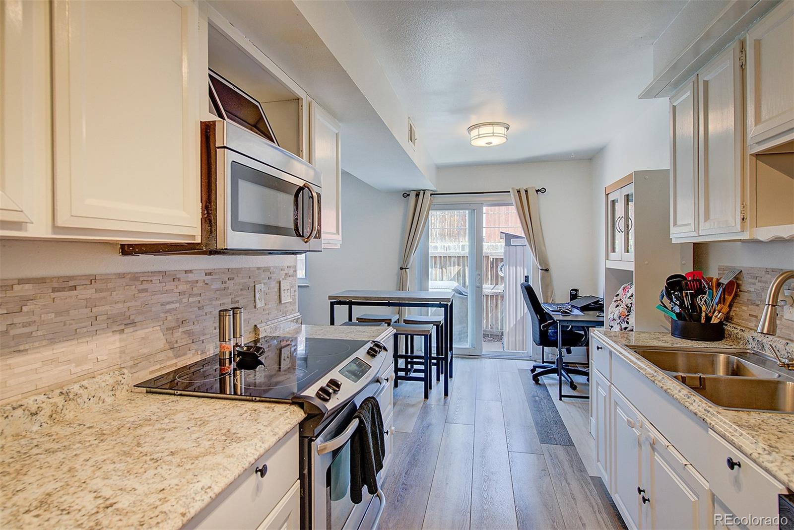 MLS Image #15 for 9906  orangewood drive,thornton, Colorado
