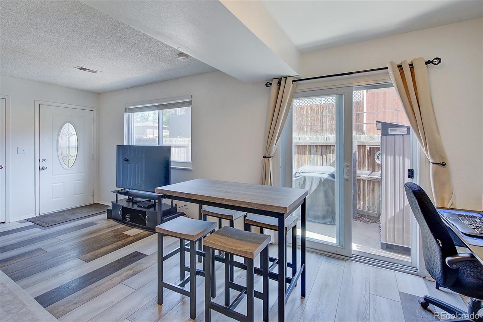 MLS Image #9 for 9906  orangewood drive,thornton, Colorado
