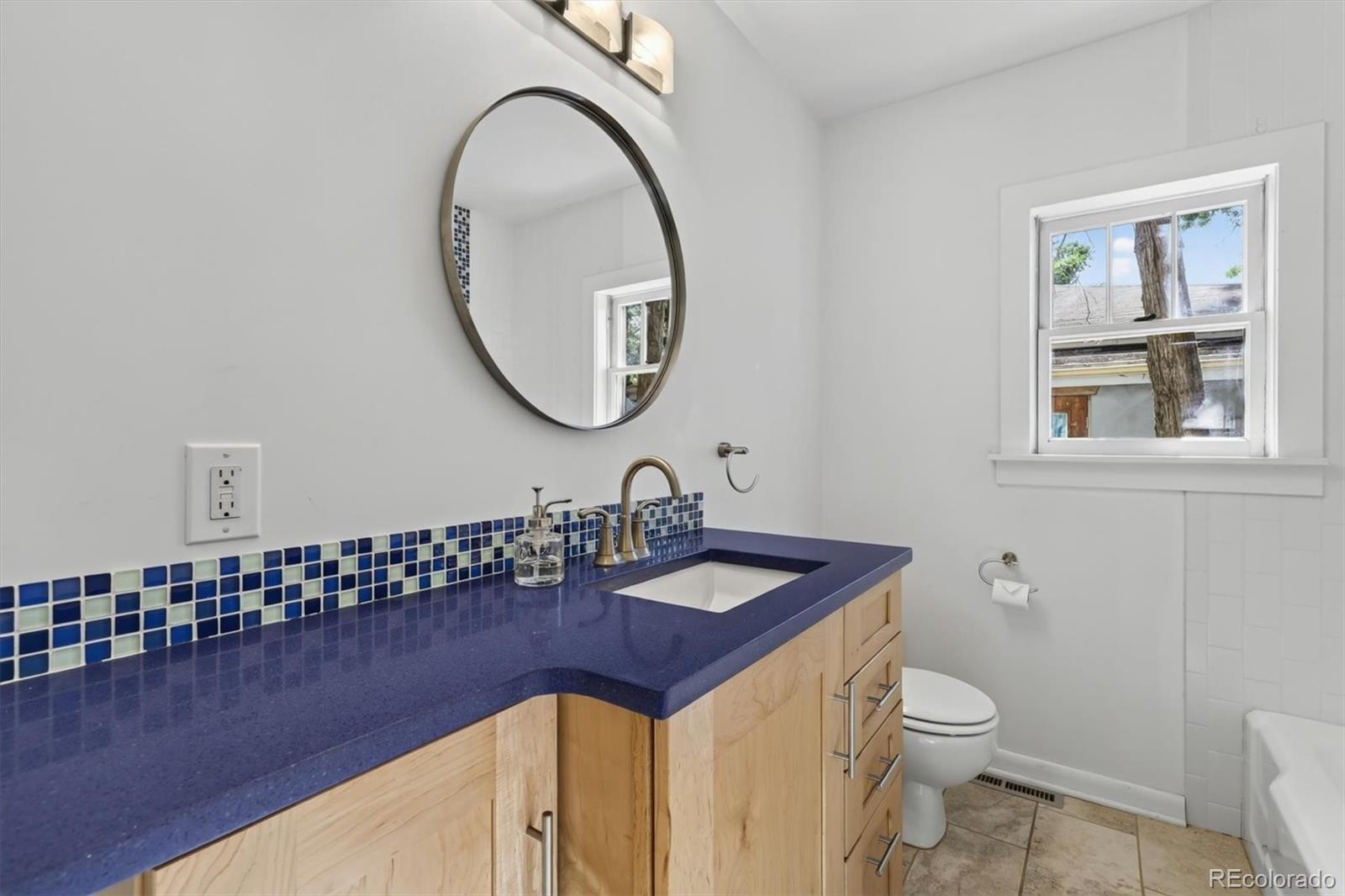 MLS Image #28 for 300 w cleveland street,lafayette, Colorado