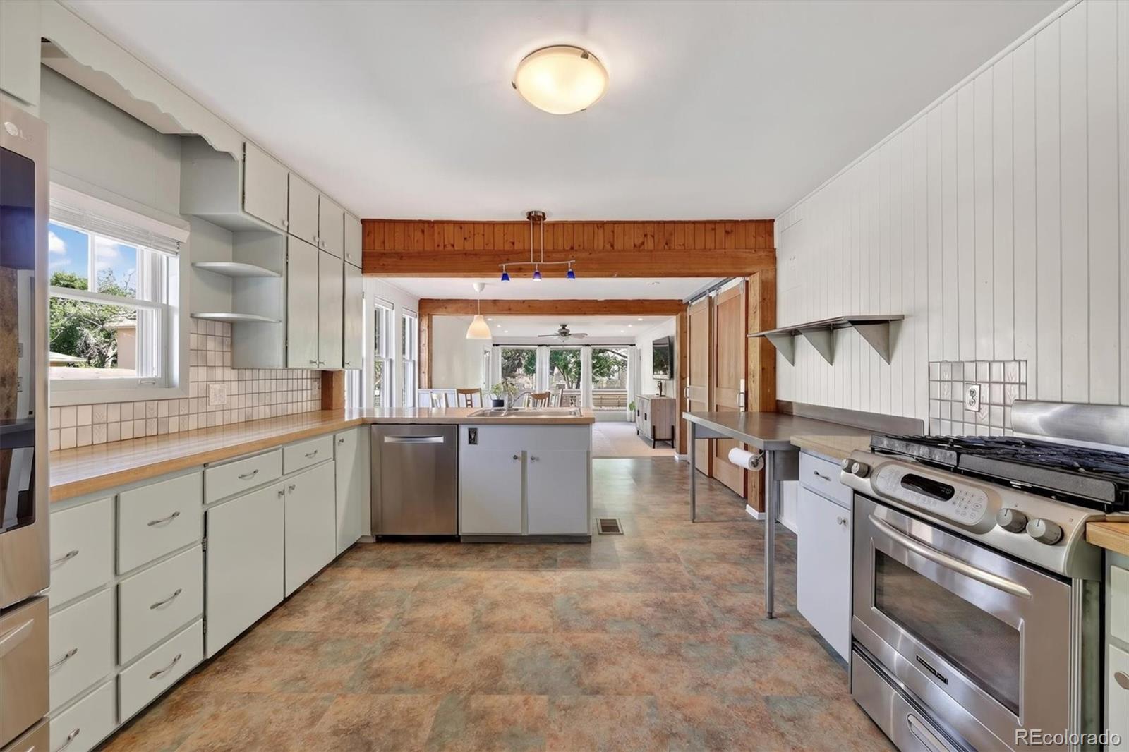 MLS Image #9 for 300 w cleveland street,lafayette, Colorado