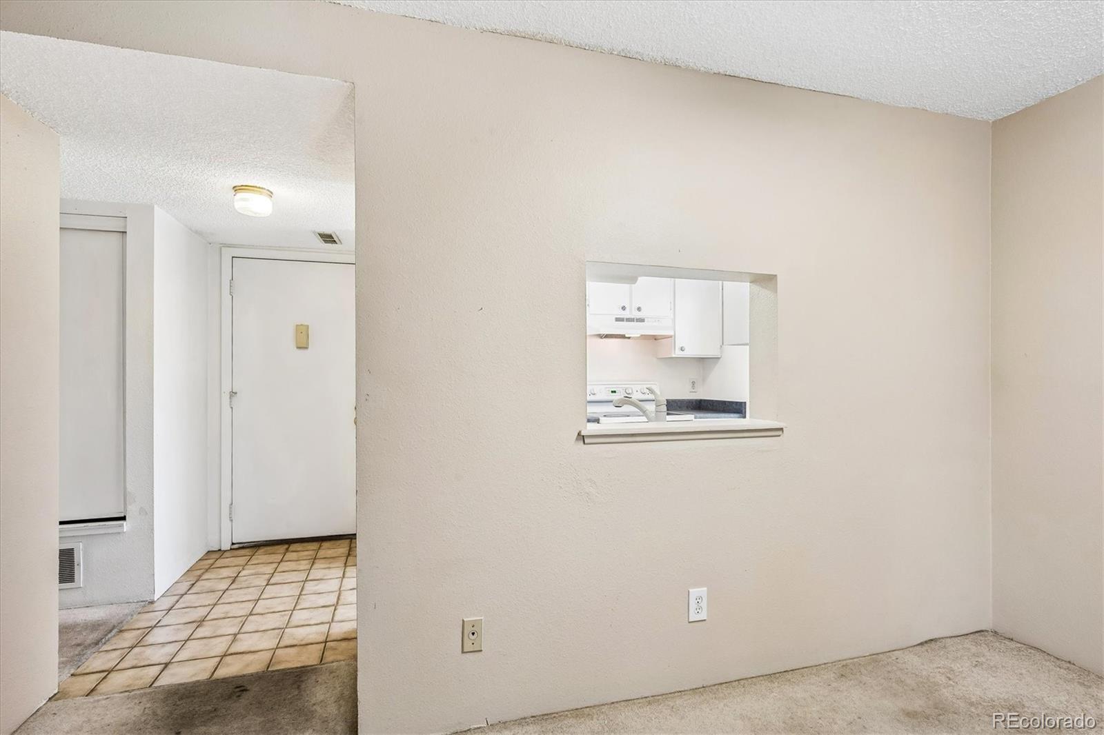 MLS Image #6 for 9887 e peakview avenue f07,englewood, Colorado