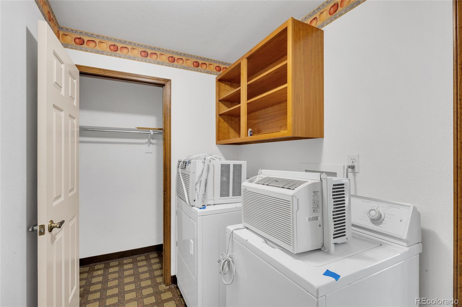 MLS Image #16 for 3709 s walden street,aurora, Colorado